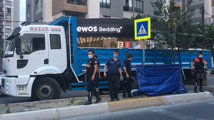 Bağcılar'da kamyonun altında kalan kadın yaşamını yitirdi