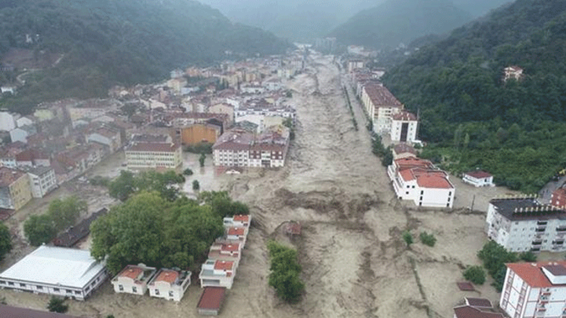 'Dere yatağında binalara devlet izin vermiş'