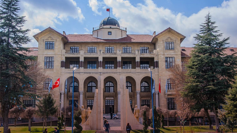 Gazi Üniversitesi'nden yüz yüze eğitim açıklaması