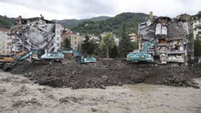 Karadeniz'deki sel felaketinde can kaybı 31'e yükseldi
