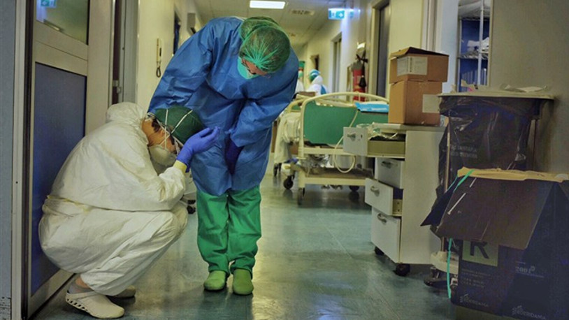 Koronavirüsten ölen sağlık çalışanı sayısı 445’e yükseldi