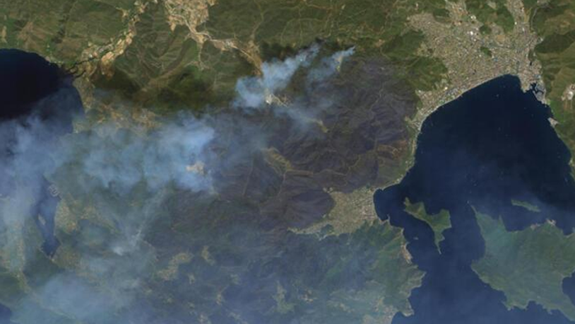 Marmaris'teki yangında 4'üncü gün: Alevler Hisarönü'nde yoğunlaştı