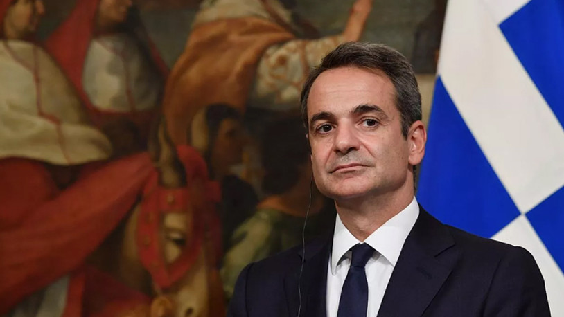 Yunanistan Başbakanı Miçotakis, yangınlarla mücadeledeki başarısızlık için halktan özür diledi