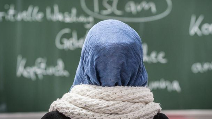 El Bab’da İlkokullarda başörtüsü zorunluluğu getirildi