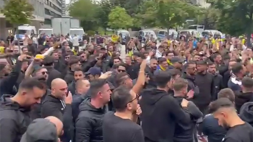 Fenerbahçeli taraftarlar Kadıköy'ü Frankfurt'a getirdi