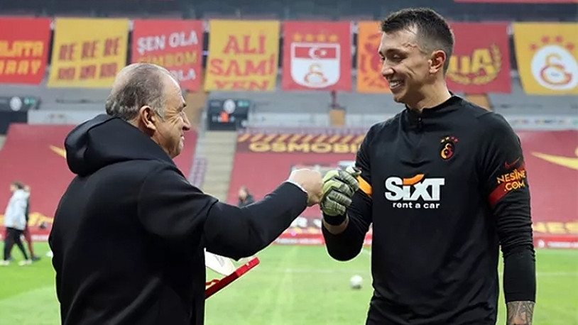 Galatasaray'ı karıştıran iddia: Fatih Terim ile Muslera arasında gerginlik yaşandı