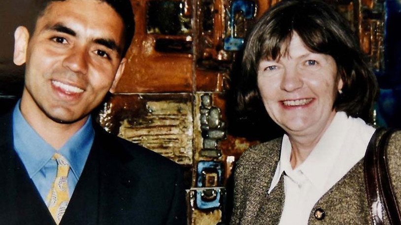 Uğur Şahin kimsenin tanımadığı o kadına seslendi: Sen olmasan aşıyı bulamazdık!