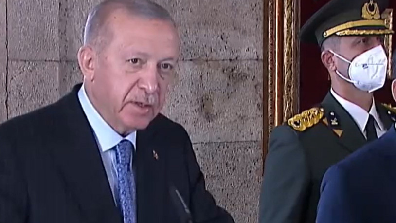 Erdoğan'dan Anıtkabir'de dikkat çeken mesajlar