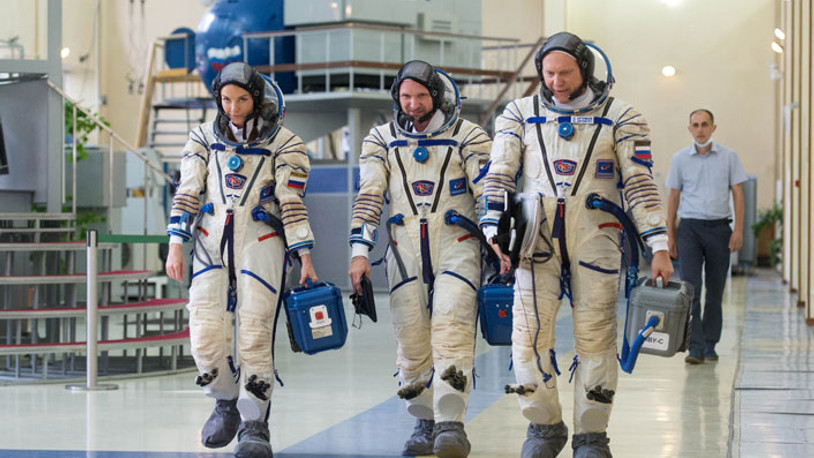 Ünlü oyuncu uzaya gidiyor