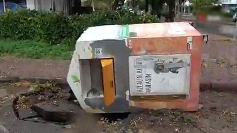 Ağaçları kökünden söktü, panjurları parçaladı: Deprem oluyor sandık