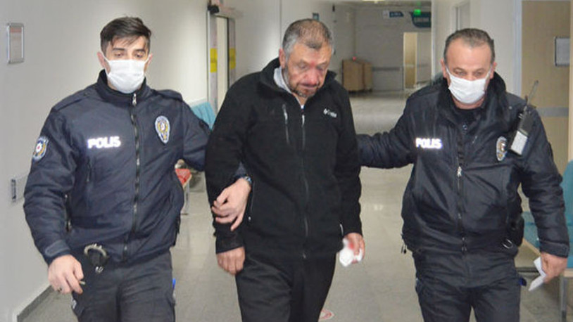 Uyuyan eşine bıçakla saldırdı