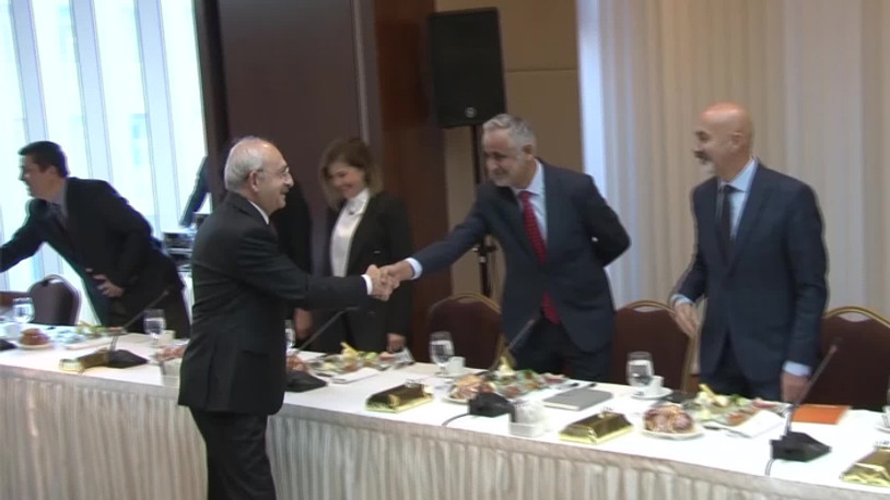 CHP Lideri Kemal Kılıçdaroğlu gazetecilerle bir araya geldi