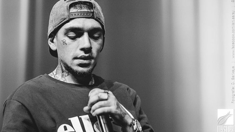 Ezhel bir kez daha rekor kırdı