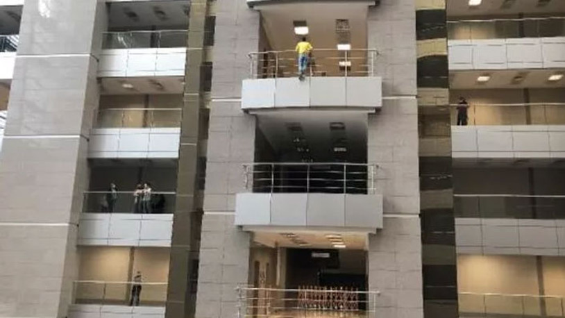 İstanbul Adliyesi'nde intihar girişimi