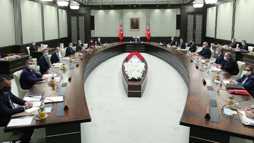 Kabine bugün toplanıyor! Masada hangi konular var?