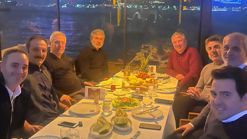 Şike kumpasından beraat eden Aziz Yıldırım, kararı boğazda kutladı