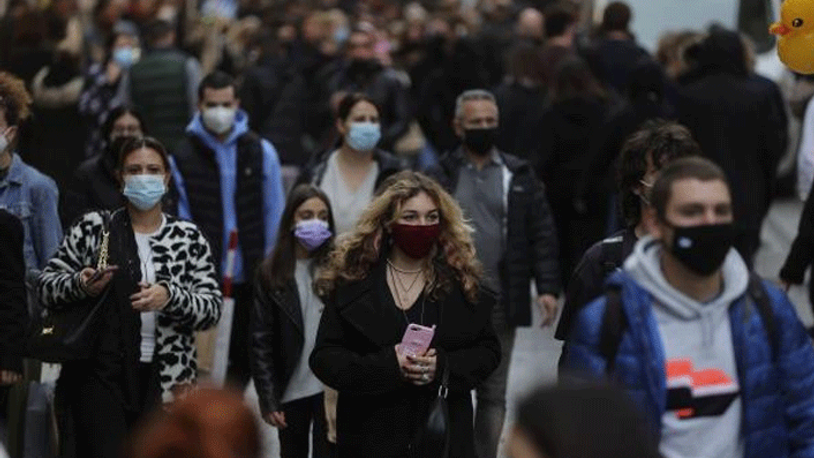 Yunanistan'da vaka artışı kısıtlama getirdi 