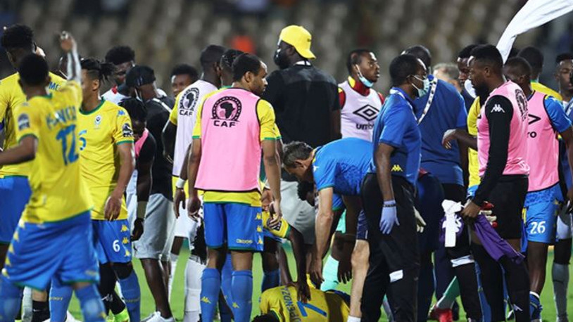 Afrika Uluslar Kupası'nda yumruklu kavga