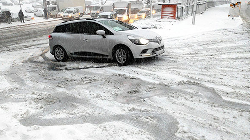 AKOM'da kar yağışı hareketliliği: 7/24 vardiya düzenine geçilecek