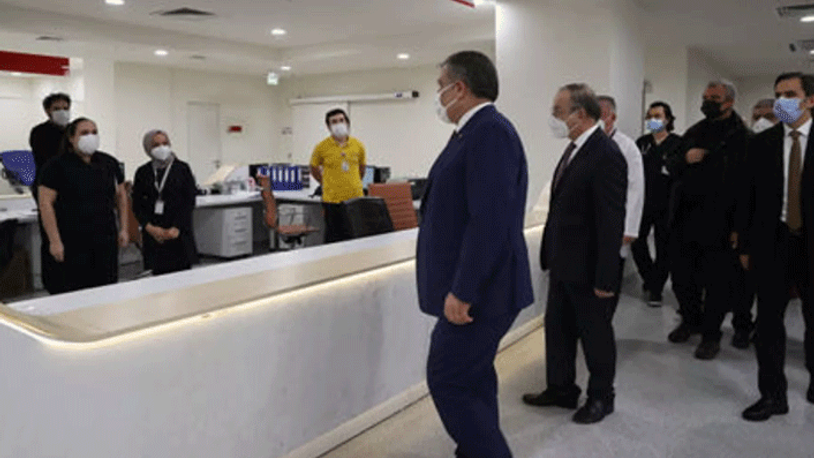 Bakan Koca'dan hastane ziyareti 