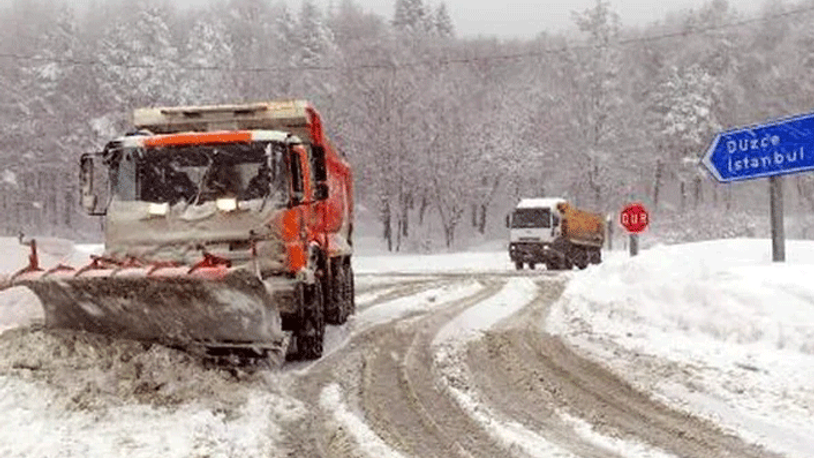 Bolu Dağı geçişi tüm araçlar için trafiğe kapatıldı