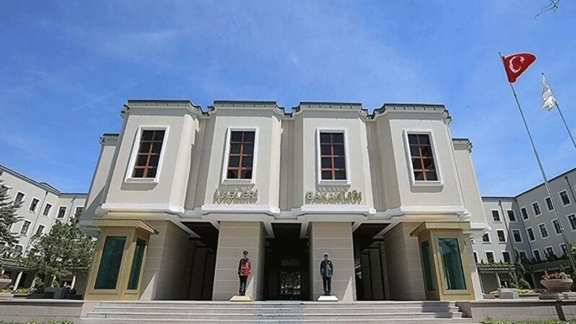 İçişleri Bakanlığı'ndan 'zikir çeken rütbeliler' açıklaması 
