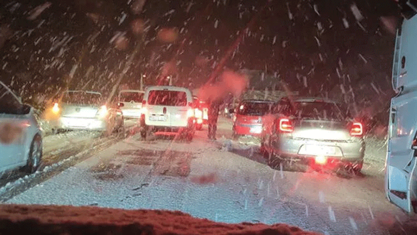 Samsun-Ankara karayolunda zincirleme kaza: 13 araç birbirine girdi 