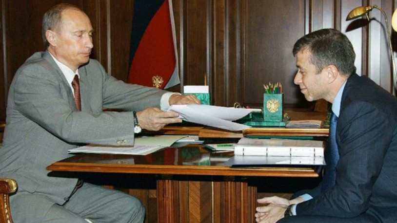 Chelsea'nin sahibi Rus milyardere İngiltere'ye giriş yasağı