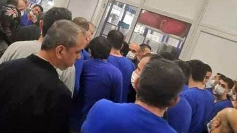 Düşük maaşı protesto eden işçiler kazandı