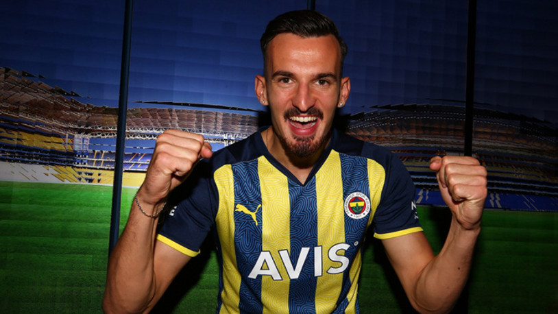 Fenerbahçe'nin yengesi taraftara sataştı
