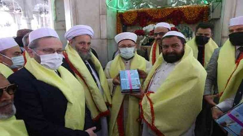 'Korkumuzdan yeni araç alamıyoruz' demişti: Erbaş, Pakistan'a özel uçakla gitmiş