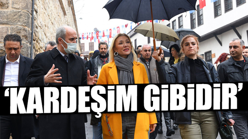 Pervin Ersoy'dan 'şemsiye taşıtma' savunması 