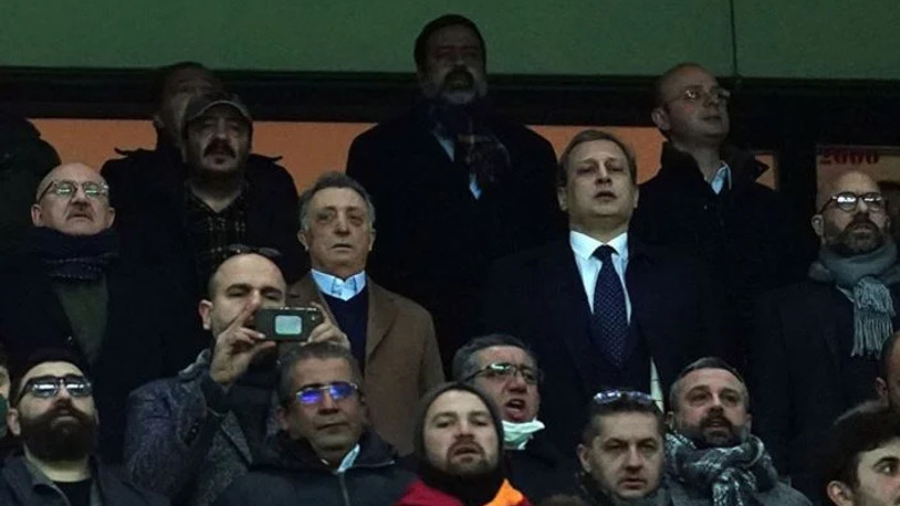 Beşiktaş Başkanı Ahmet Nur Çebi'den maç ortasında flaş karar 