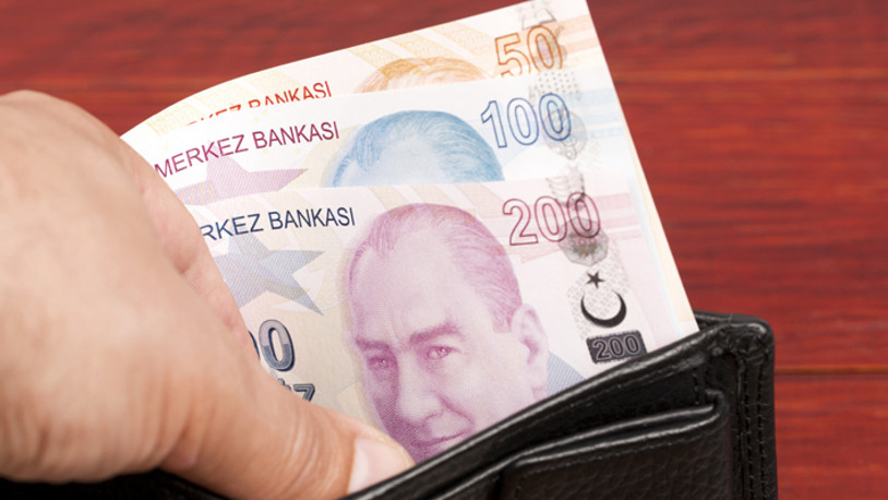 İşçilerin yanında olmamakla eleştirilen sendika, şimdi de rüşvet skandalıyla gündemde