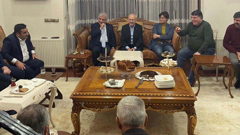 Kılıçdaroğlu'ndan, CHP Sultangazi Belediye Başkan adayı Karabayır'a ziyaret