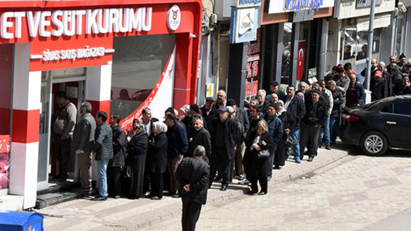 Kurum başkanı sıra oluyor diye zam yapmıştı: Et kuyruğu bitti