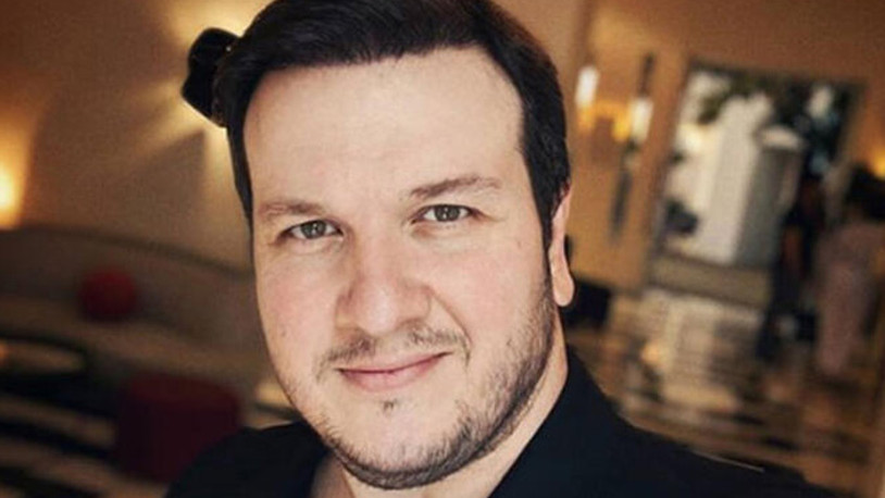 Şahan Gökbakar ‘geliyor gelmekte olan’ diye duyurdu