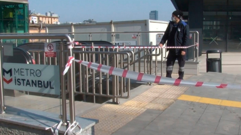 Ümraniye metrosunda yangın paniği