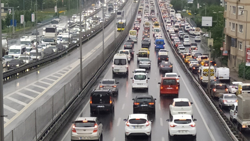 İstanbul'da 1 Mayıs'ta bazı yollar trafiğe kapatılacak