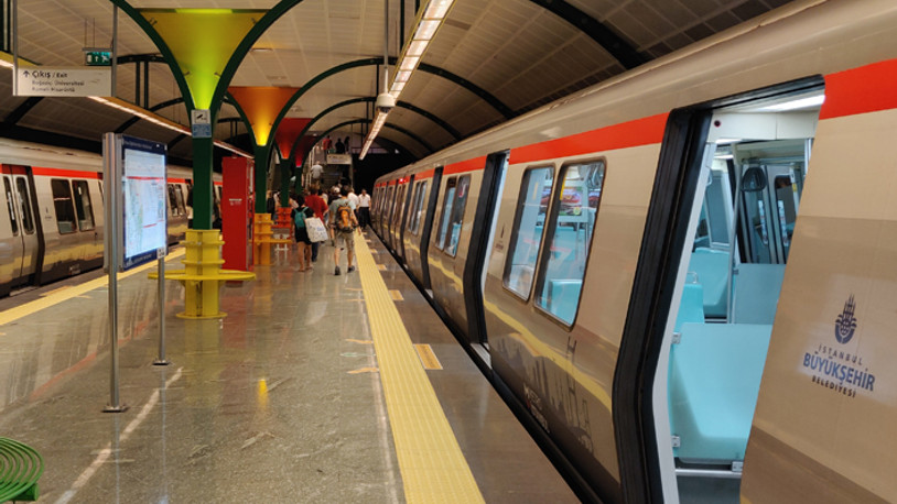 İstanbul Metrosu'nda rekor... Bir günde 2,5 milyon yolcu taşındı 