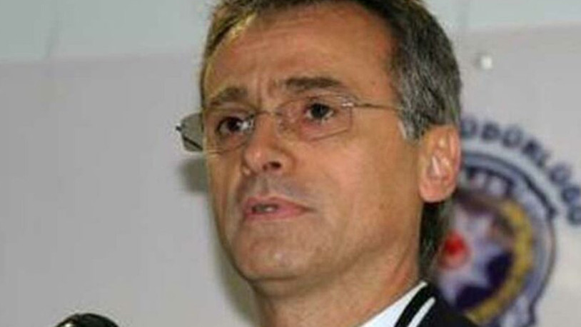 Kırmızı bültenle aranan Recep Güven, istihbarat şubenin hard disklerinin kopyasını götürmüş