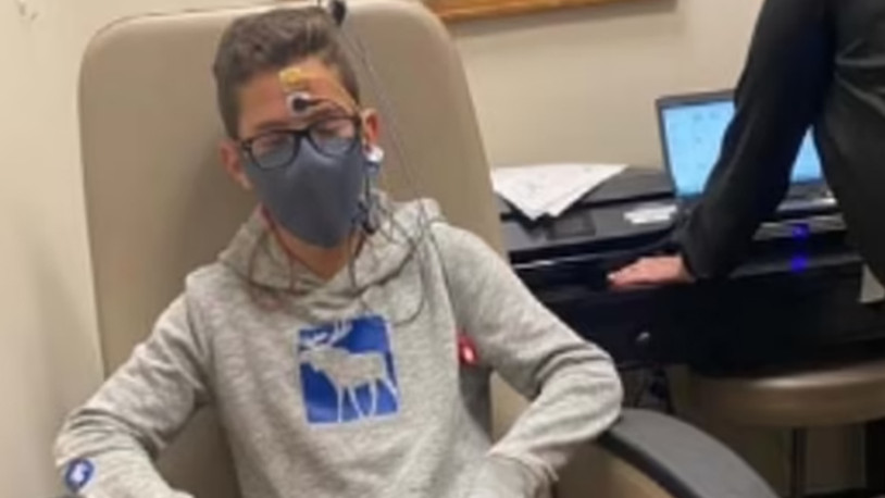 Apple'a 'Airpods' davası: 12 yaşındaki çocuğun kulak zarı yırtıldı