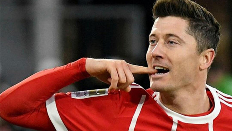 Futbol dünyasını heyecanlandıran açıklama: Ayrılmak istiyor