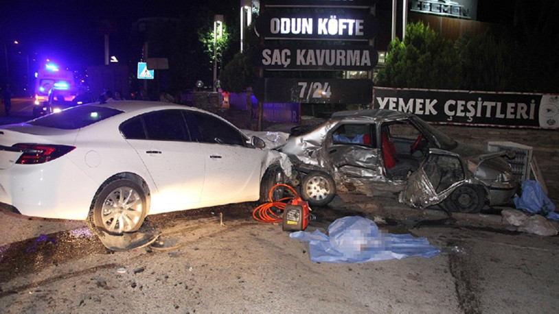 Manisa'da 16 yaşındaki gencin karıştığı kazada 4 kişi öldü 