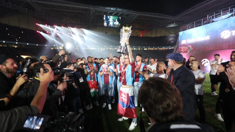 Trabzonspor’un Şampiyonluk Kutlamalarında Rekorlar Kırıldı