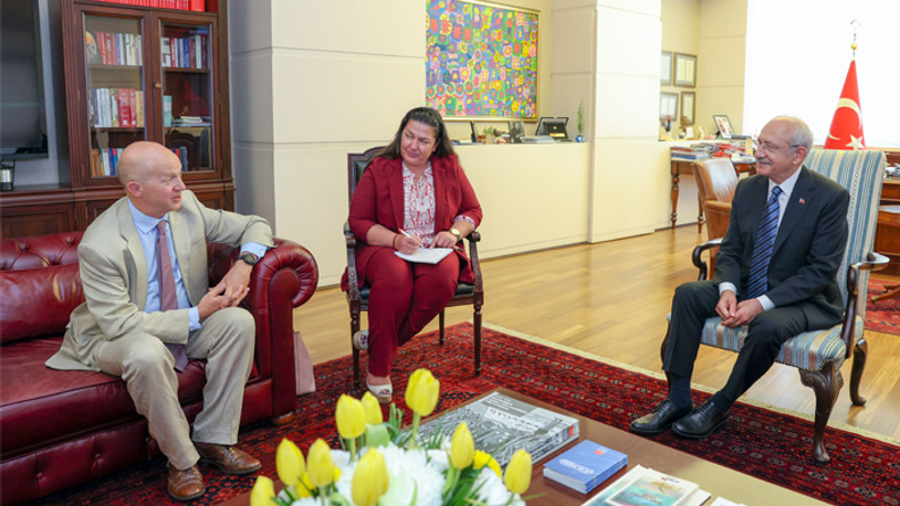 CHP lideri Kemal Kılıçdaroğlu, Birleşik Krallık Büyükelçisi Dominick Chilcott ile bir araya geldi