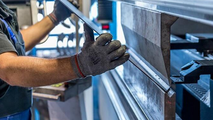 Ekonomik çöküş, imalat sanayisini de vurdu