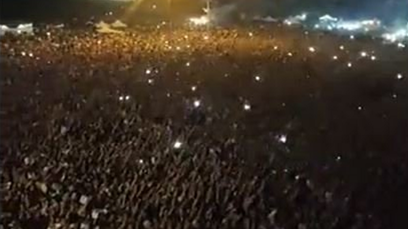 Kayseri’de binlerce genç İzmir Marşı’nı hep bir ağızdan söyledi