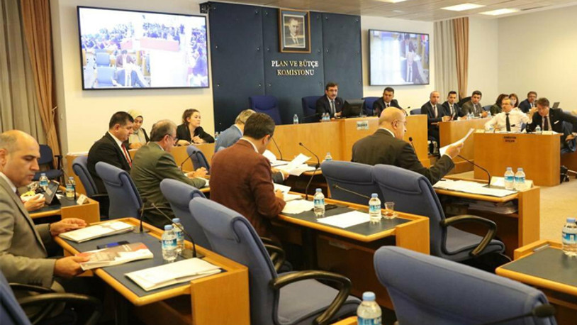 Meclis Plan ve Bütçe Komisyonu'nda 'konuşma sınırı' tartışması