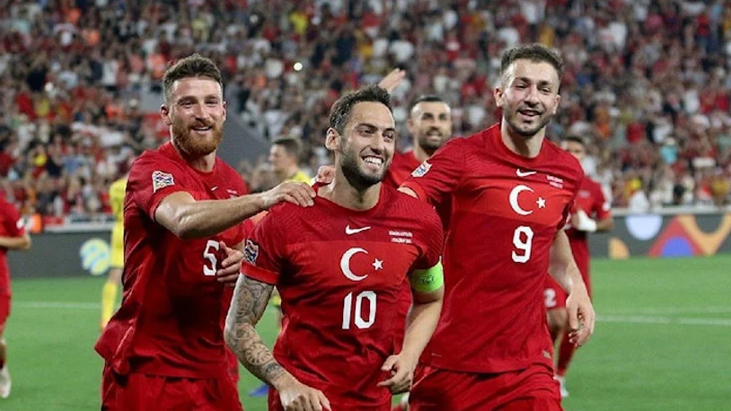 Milliler, İzmir'de 4'te 4 yaptı